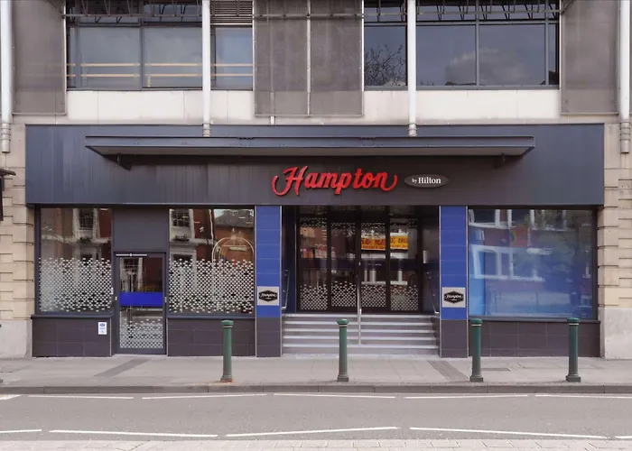3 star hotels Hampton By Hilton Birmingham Broad Street